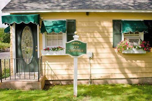 The English Inn Eaton Rapids Exteriér fotografie